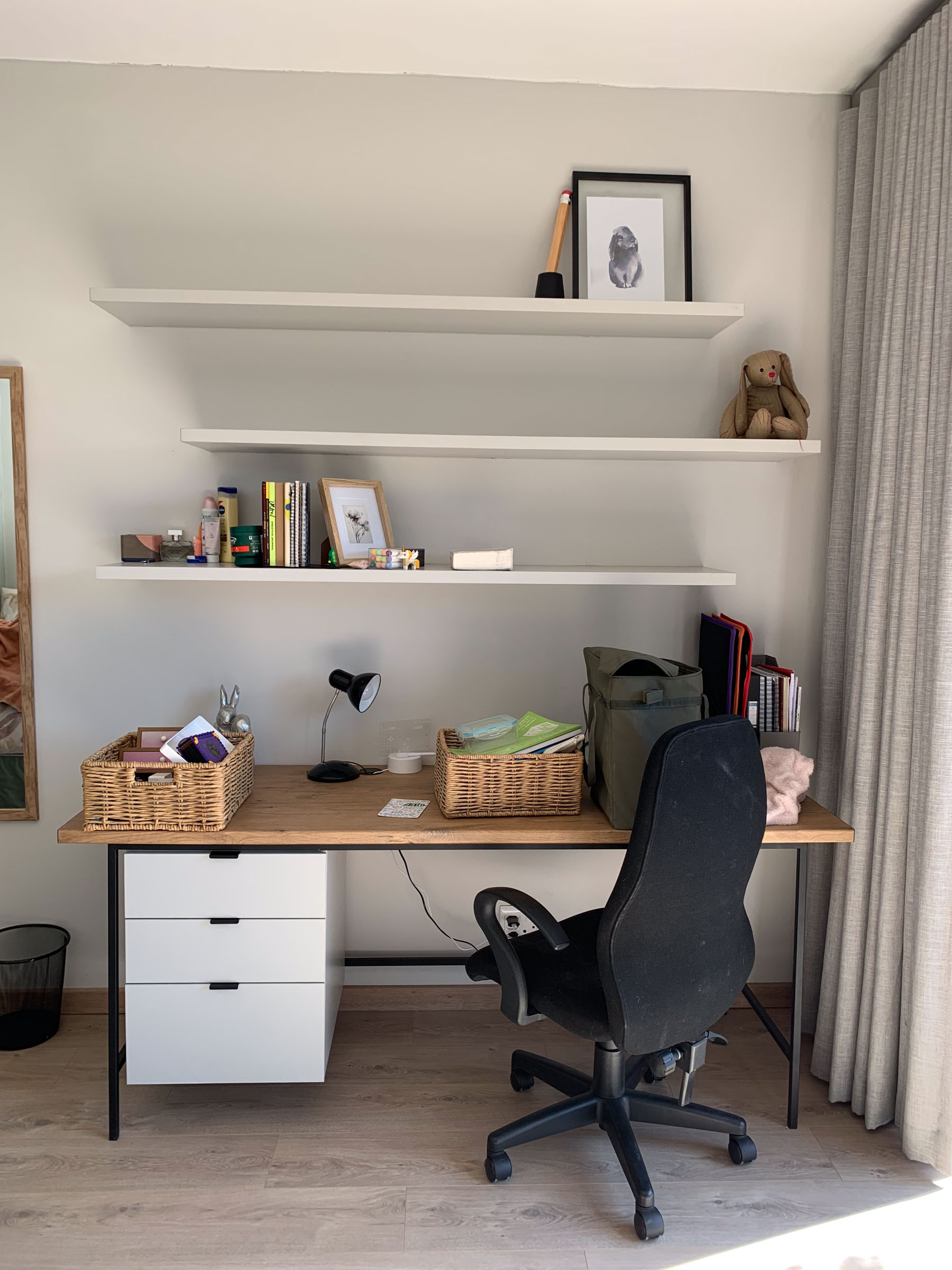 Home Office Desk & Shelving